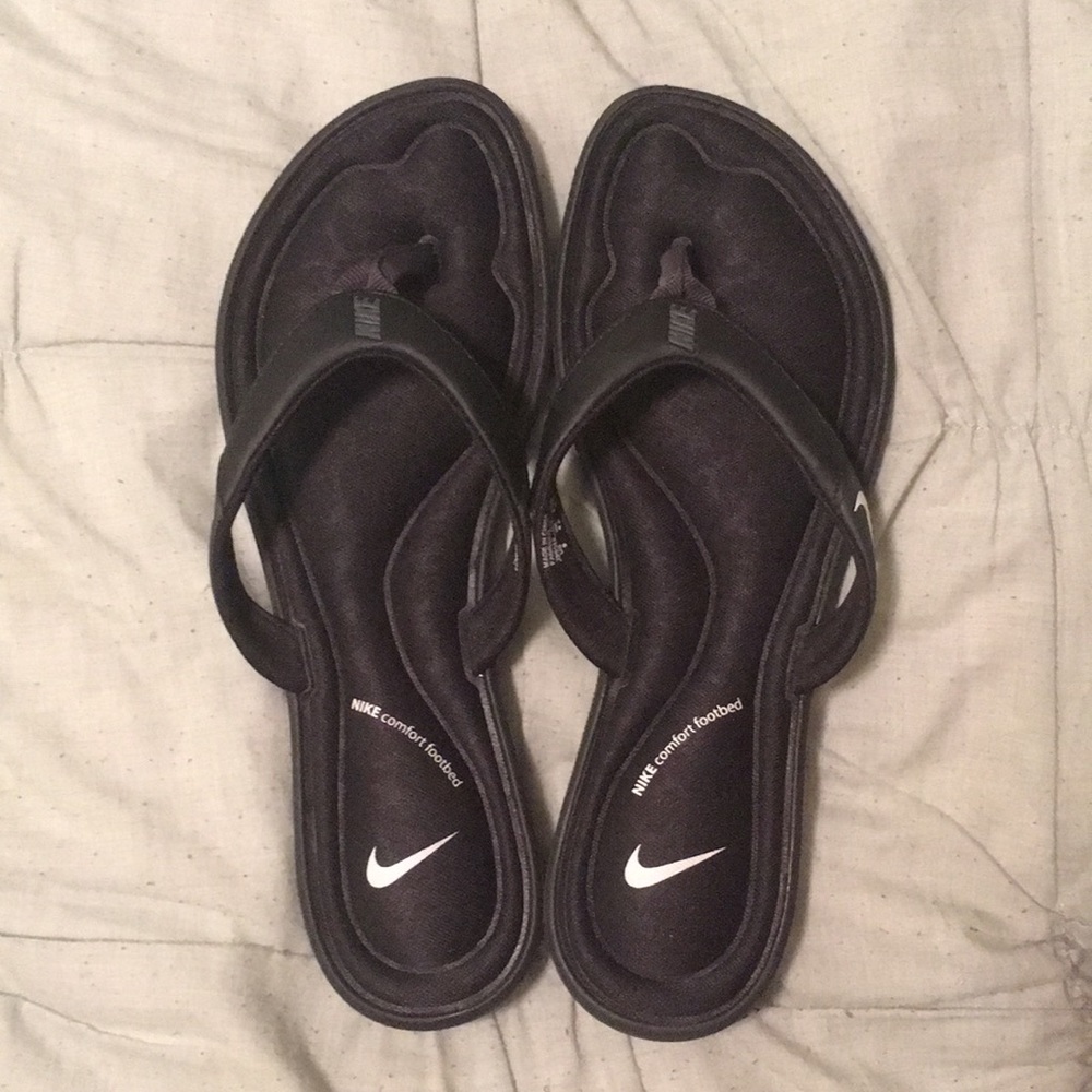 Nike Flip Flops